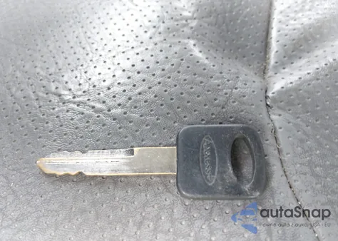 2006 Ford E-250 Commercial/Recreational from USA, damaged, VIN 1FTNE24W56HB25572